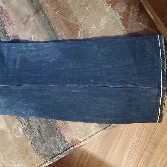 Jeans - Picture 7 of 11